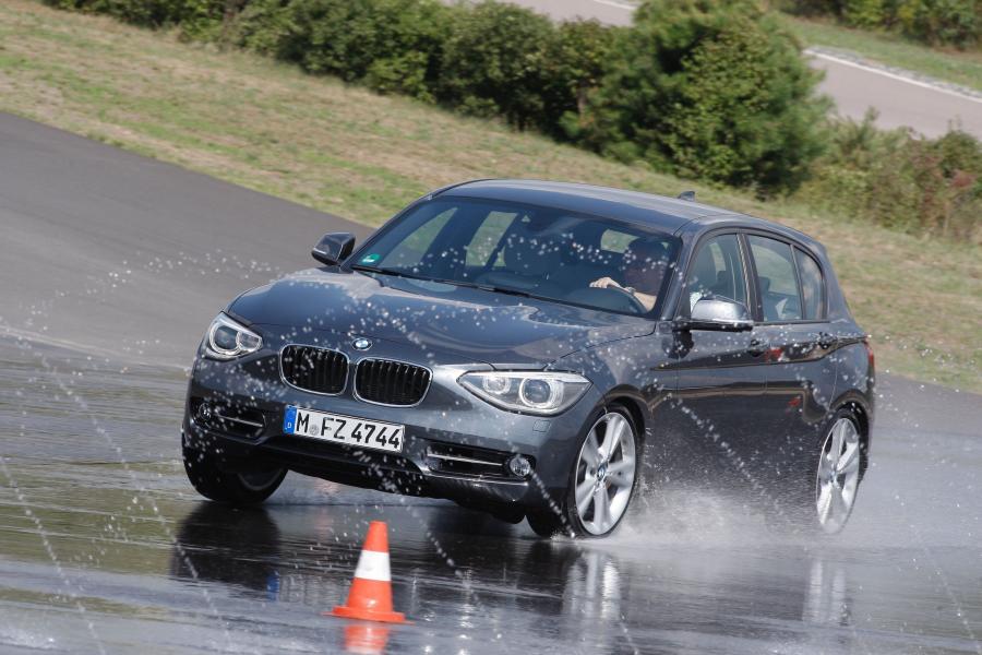  BMW 118i Sport Line 2011 года  (фото 104 из 185)
